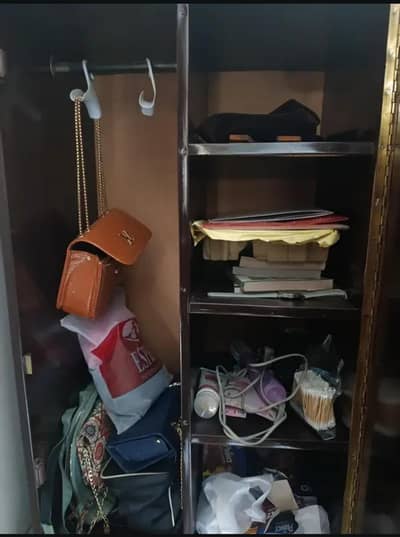 cupboard to organise baby clothes , best for use in hostels