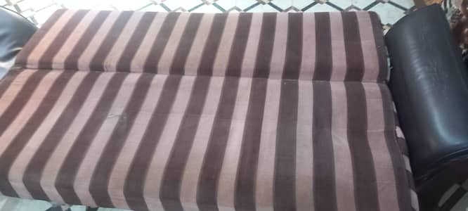 bedcom sofa