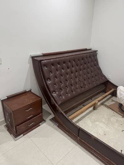 Full wooden bed