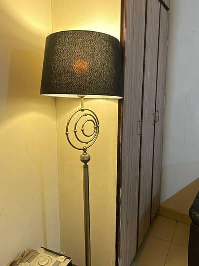 Smart standing lamp