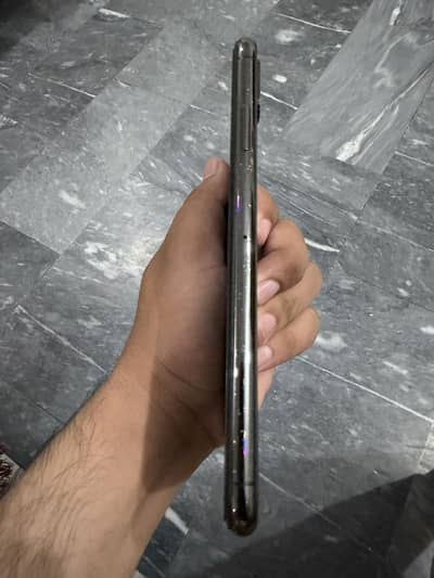 Apple iPhone XS Max Pta Approved With Box And Charger