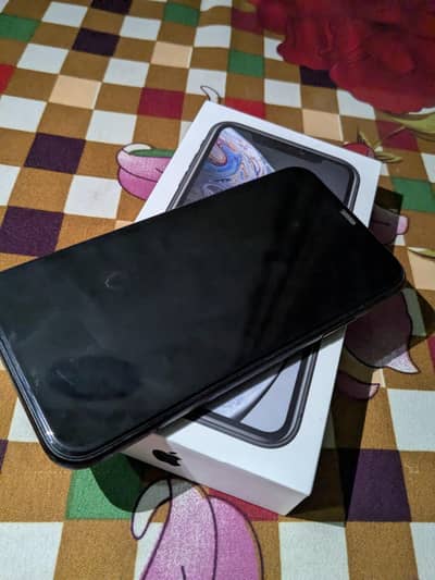 Apple iPhone XR