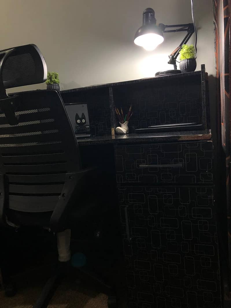 Study table for room 5