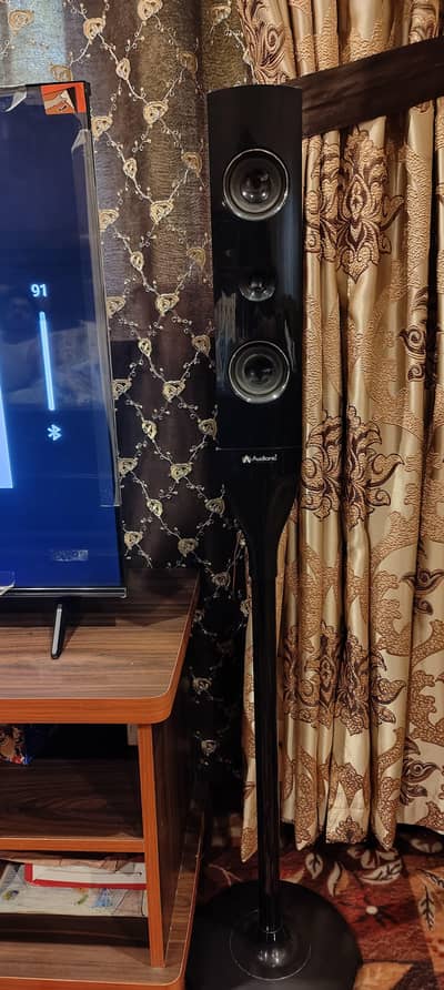 I Wana sell audionic speaker