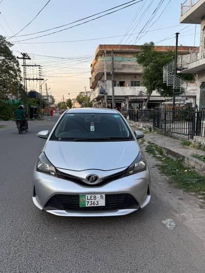 Toyota Vitz 2015