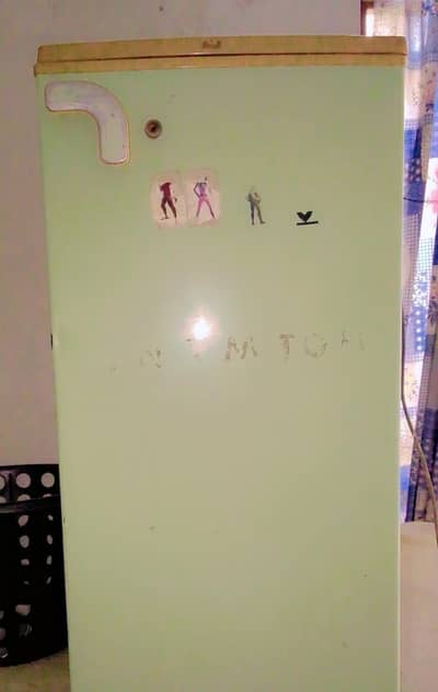 fridge for sale best condition behtreen cooling