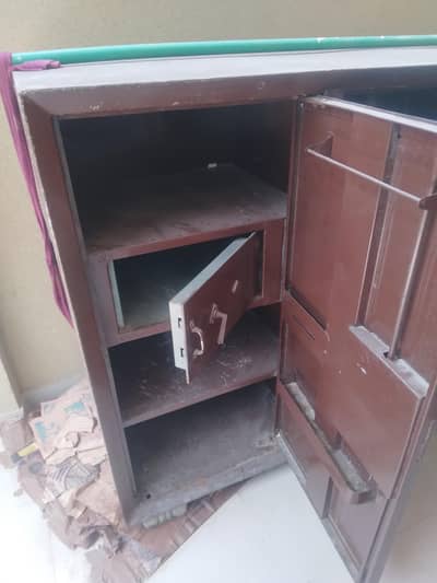 Iron wardrobe