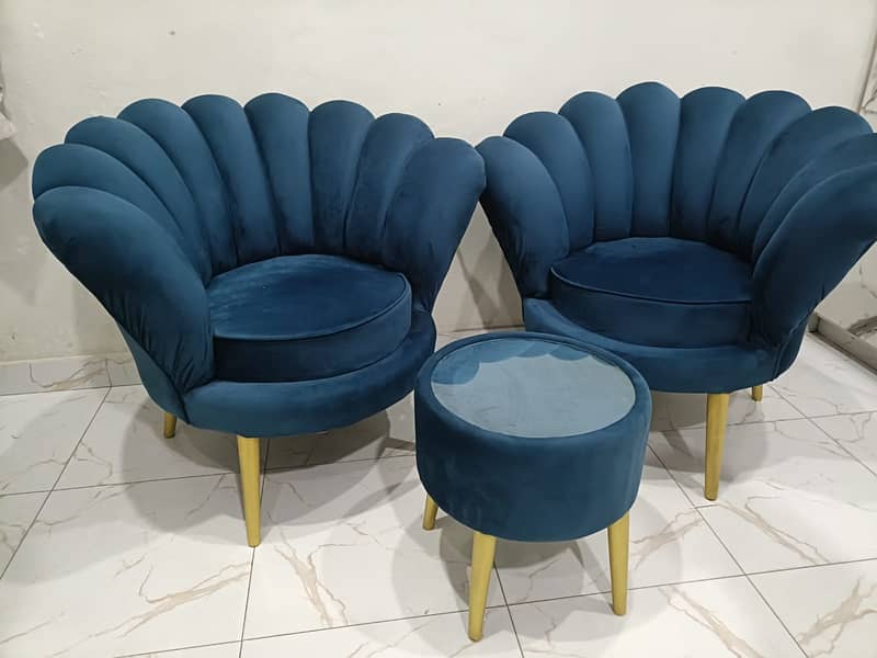 Chairs with coffee table 8