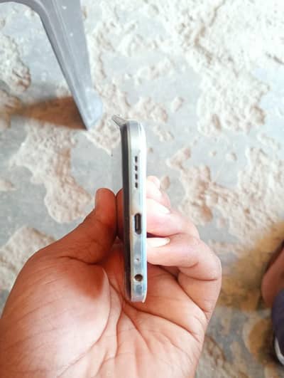 Vivo Y21