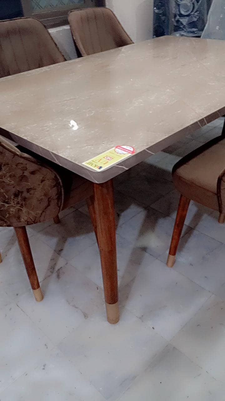 Dining table 4