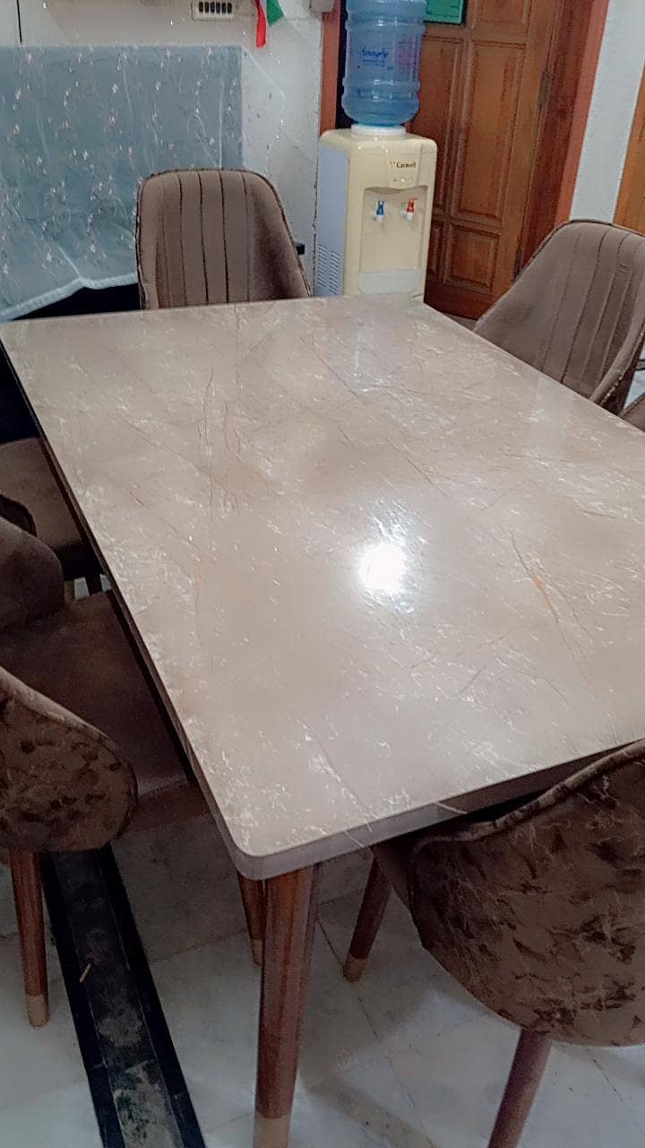 Dining table 5
