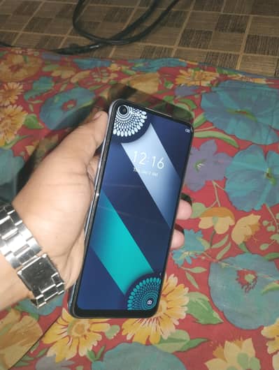 Infinix Hot 10 4 / 64 no box no charger only id card copy