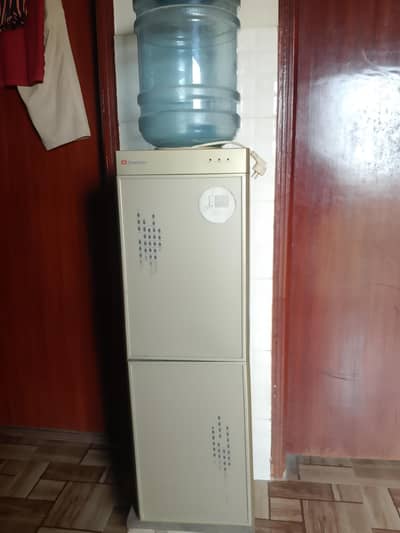 Water Dispenser