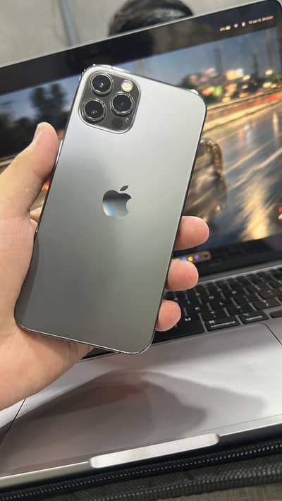 Apple iPhone 12 Pro