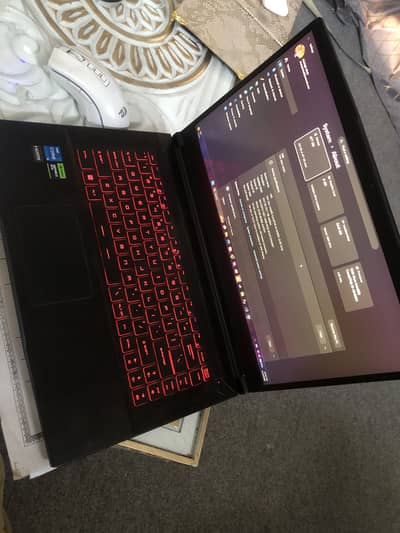 MSI 12th gen i5 geforce RTX 3050 gaming laptop