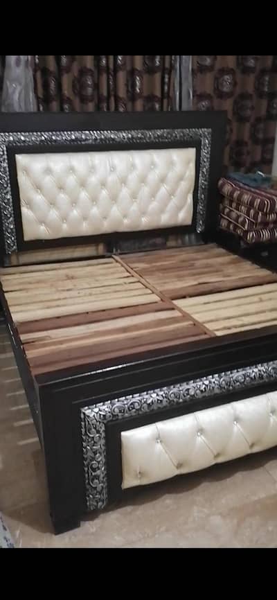 Bed for sale ( without Matress)