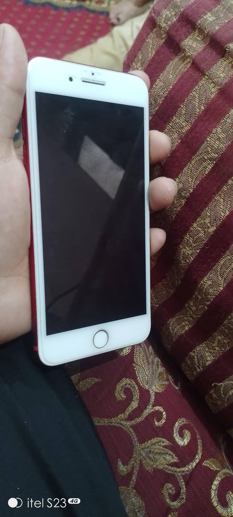 Apple iPhone 7 Plus 0