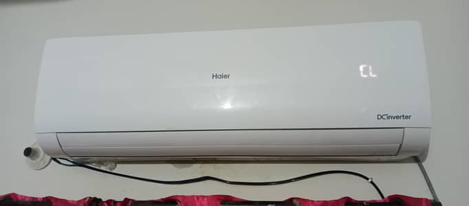1.5 ton Haier Split Ac /Dc inverter