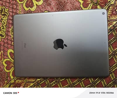 iPad 9th gen 10/10 condition