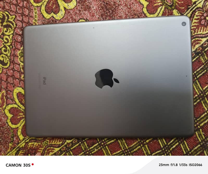 iPad 9th gen 10/10 condition 0