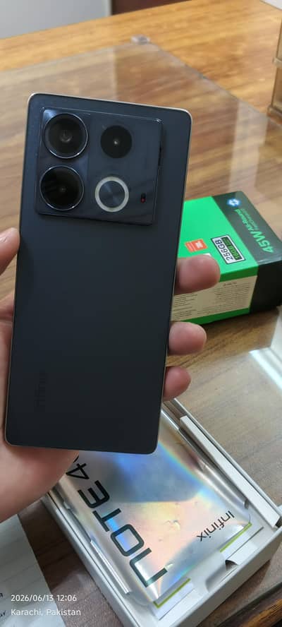 Infinix Note 40