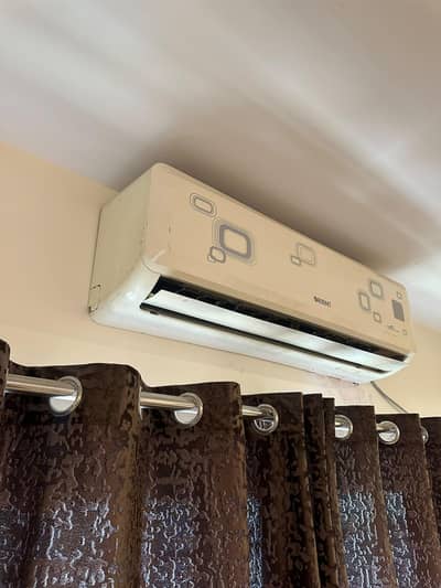 1.5 Ton Orient Ac For sale in Dha(03277342171)