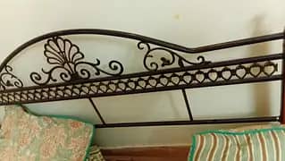 iron rod bed