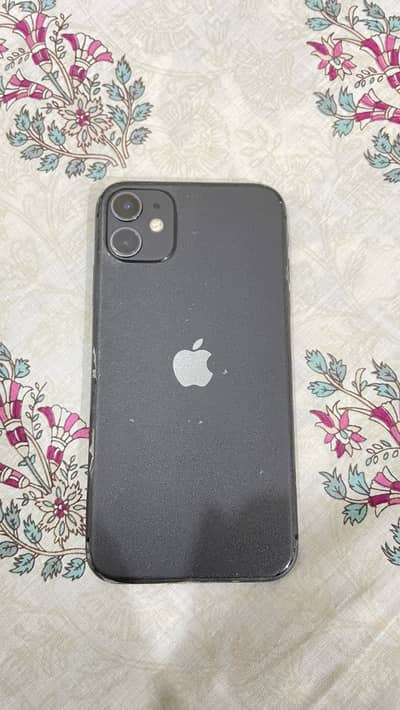 iPhone 11 pta 64gb 81 bh mint condition with box