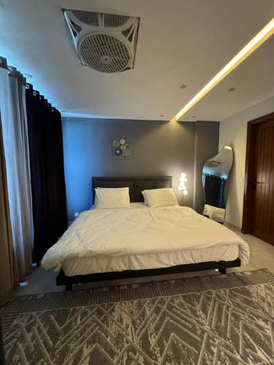 1 Bedroom VIP Full furnish flat per day available in Bahria town Lahore 0300 4561276