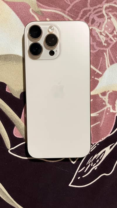 Apple iPhone 16 Pro Max