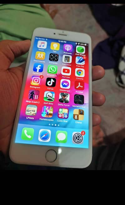 ‎I phone 6s pta approved  My Whatsapp number 0324845367****"eight hai*