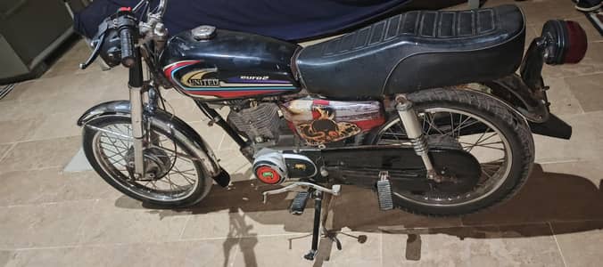 united 125