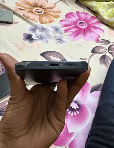 Apple iPhone 13 jv sell or exchange