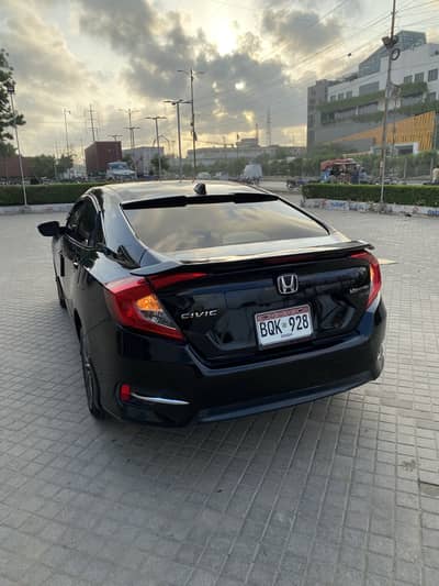 Honda Civic Oriel 2019