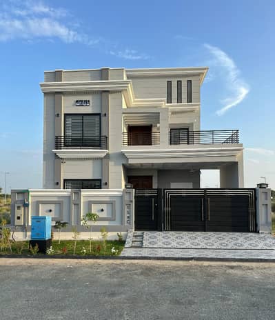 luxury house 10 marla available for sale