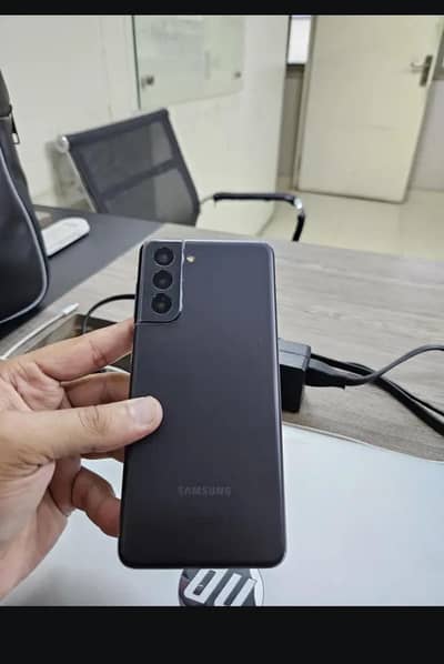 Samsung S21