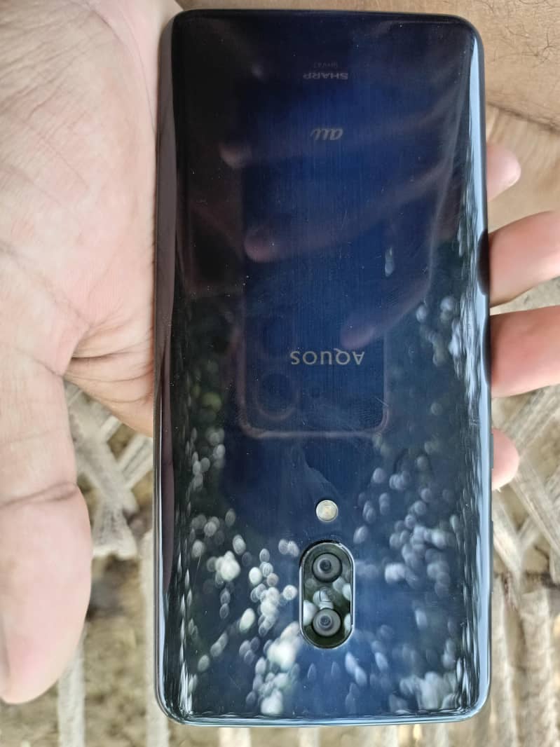 Sharp Aquos Zero 2 1