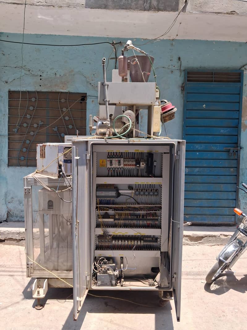 snacks packing machine 5