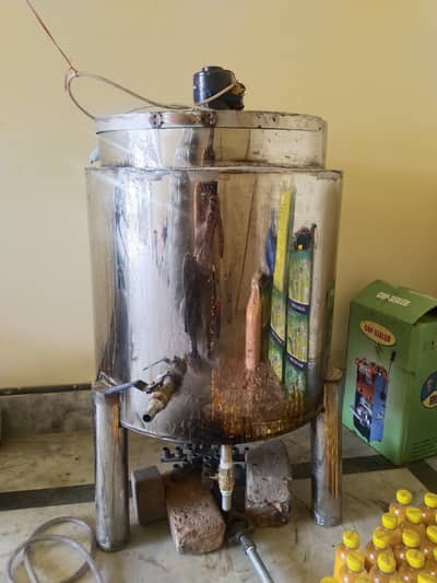 Juice Mixer, Filling and Sealing Machine and Cup Sealer Machine