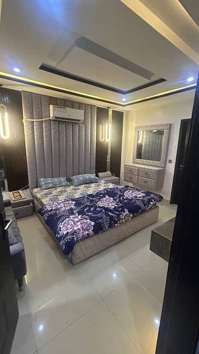 1 BEDROOM FULL FURNISHED APARTMENT FOR SALE IN SECTOR D BAHRIA TOWN