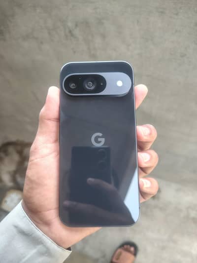 Google Pixel 9.12gb ram 128 memory