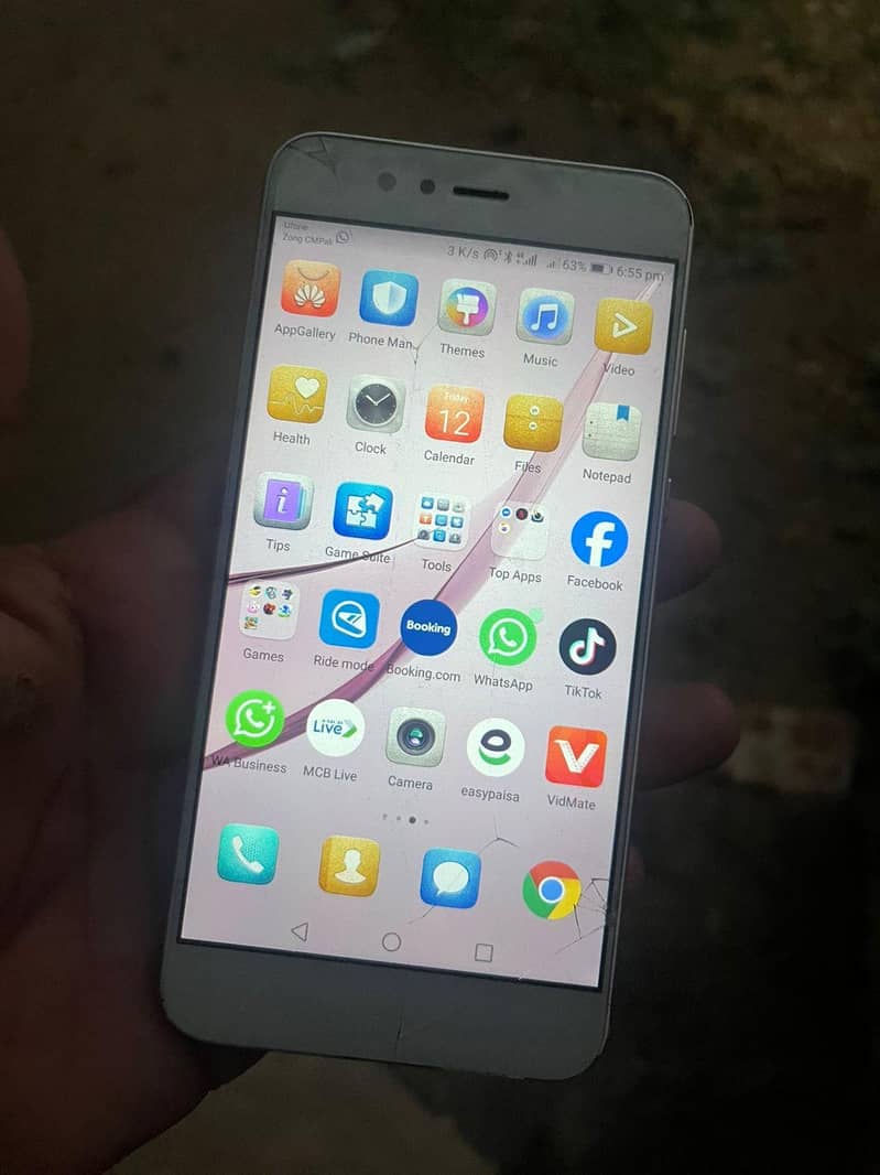 Huawei Nova 2 Plus 1