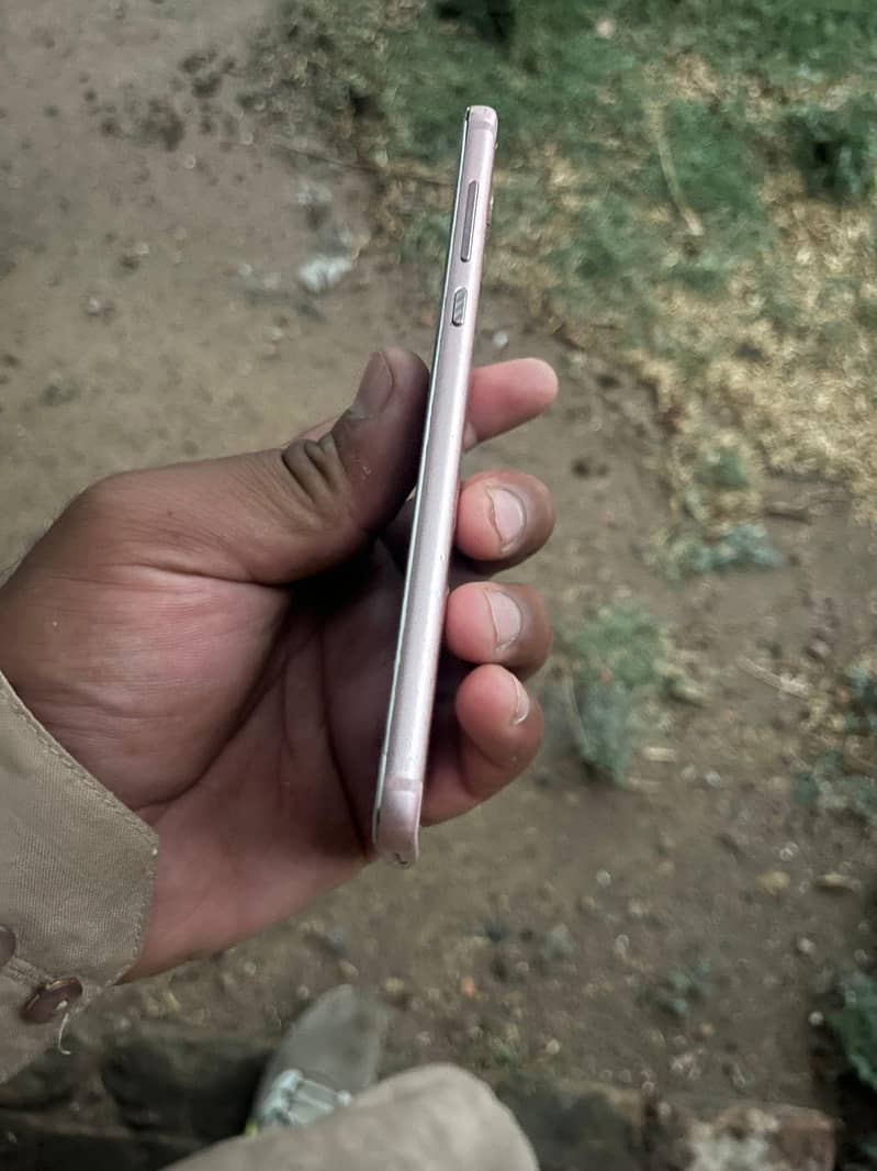 Huawei Nova 2 Plus 4