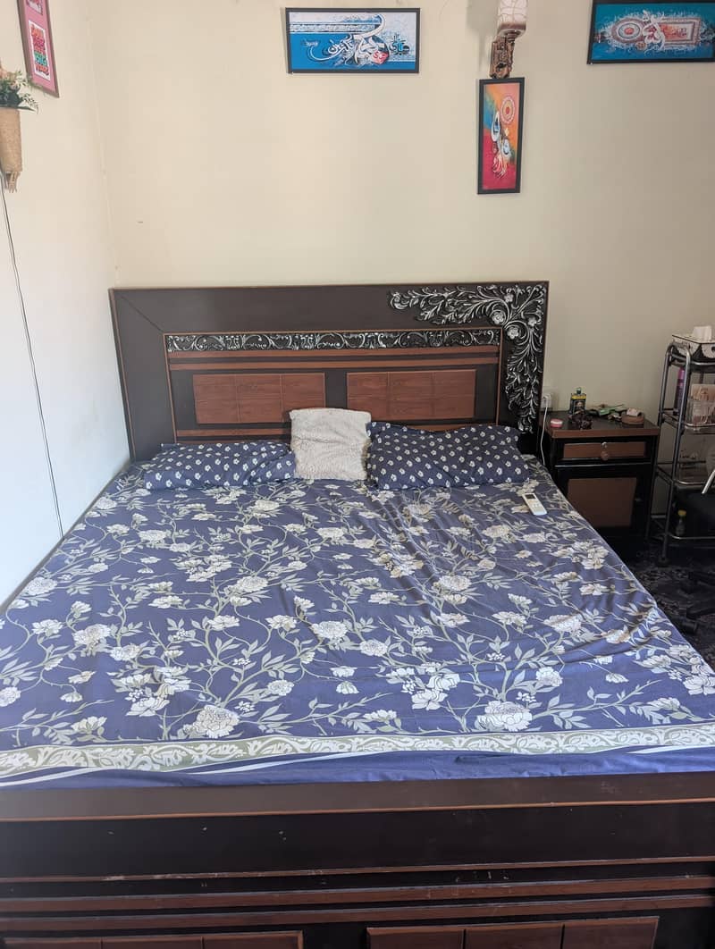 Double Bed Set with Dressing Table 0