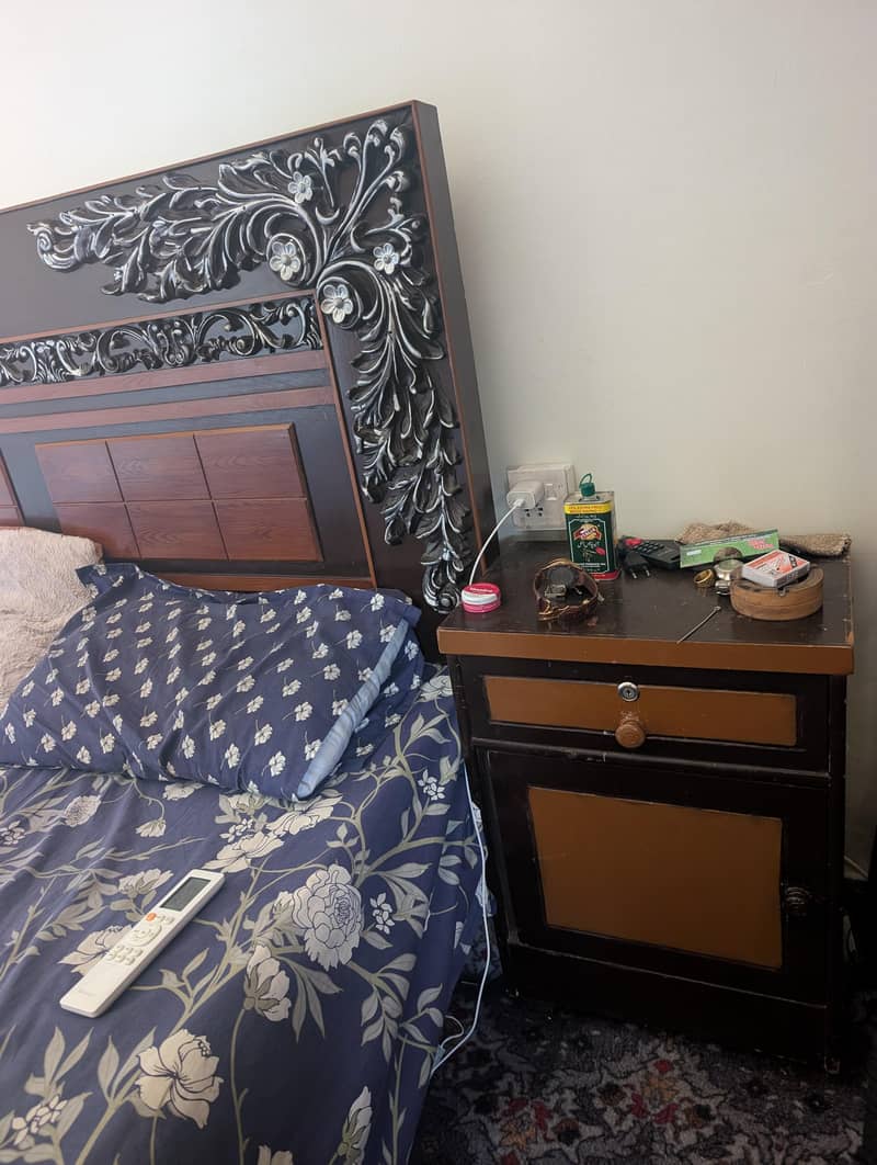 Double Bed Set with Dressing Table 3