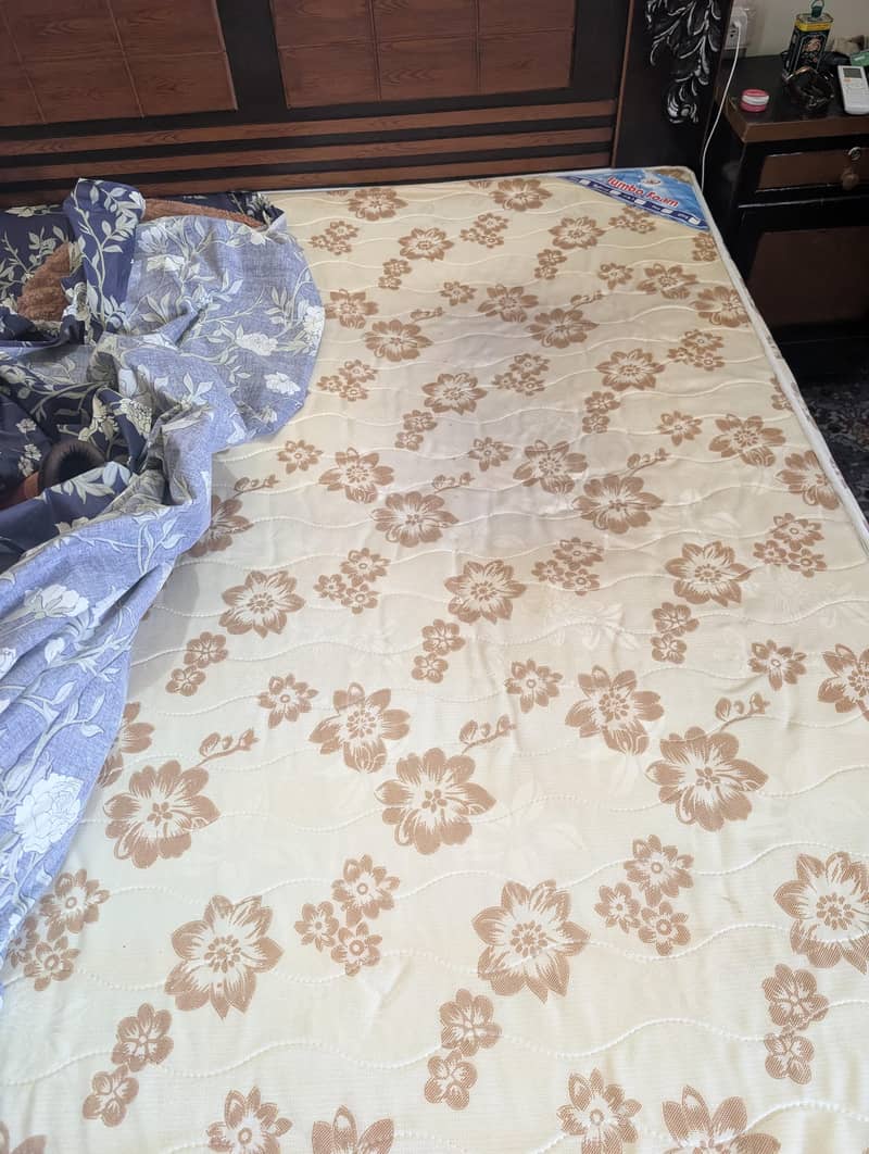 Double Bed Set with Dressing Table 10