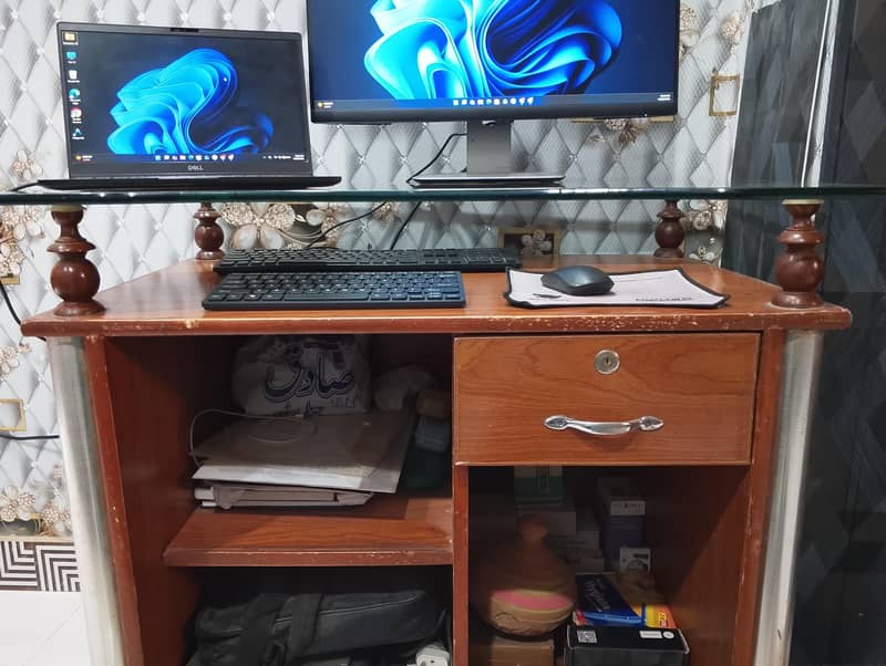 Computer Table 2