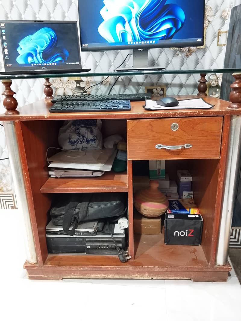 Computer Table 3
