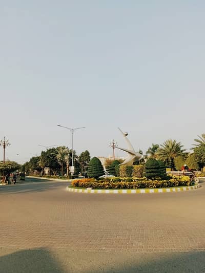 18.15 Marla Plot Facing Park Corner For Sale In Dream Gardens Lahore Ph 2