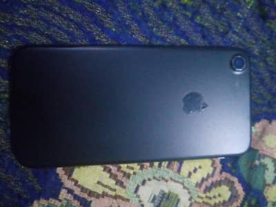 Apple iPhone 7